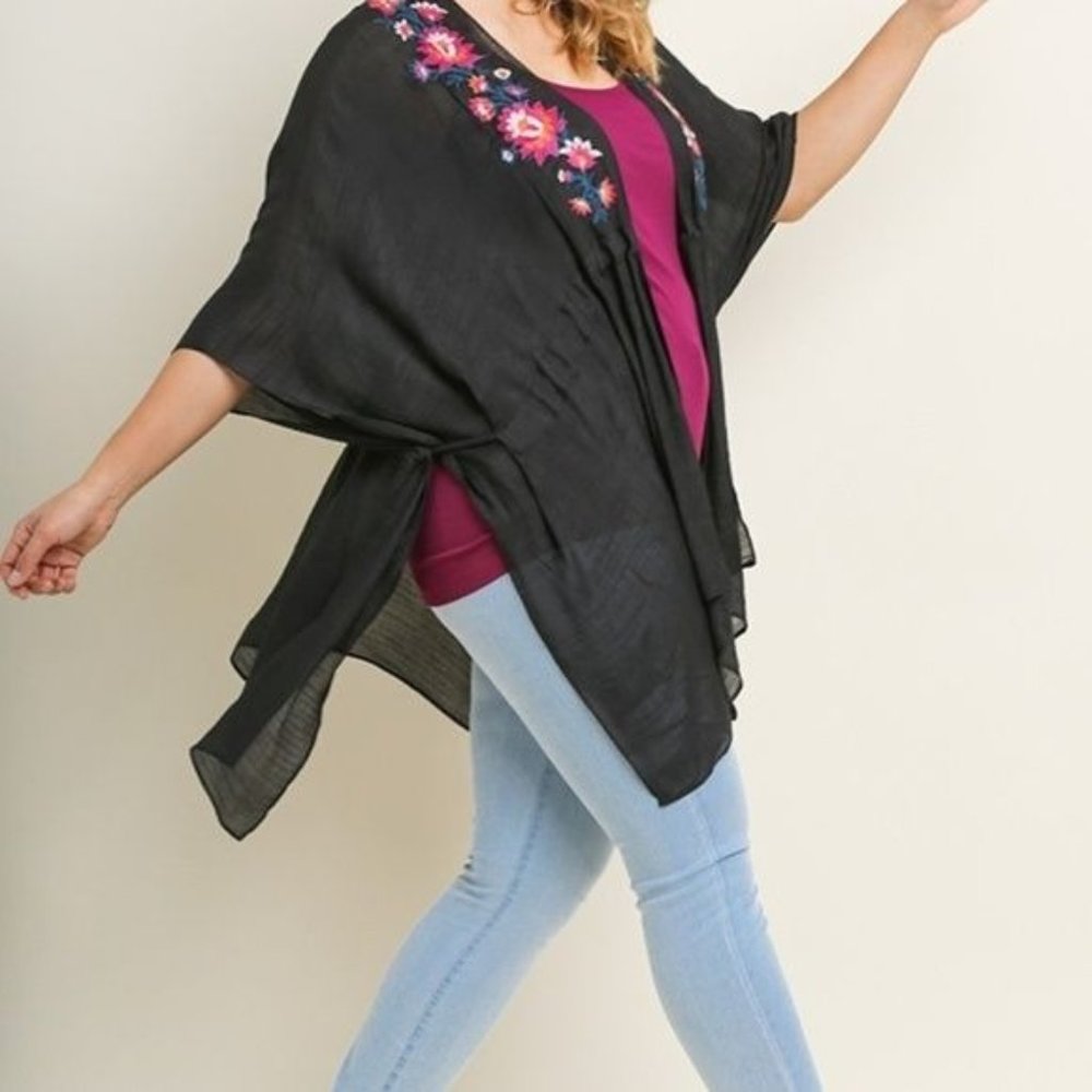 Boutique Umgee Womens Sheer Floral Lightweight Embroidered Tie Front Cardigan - Picture 3 of 8